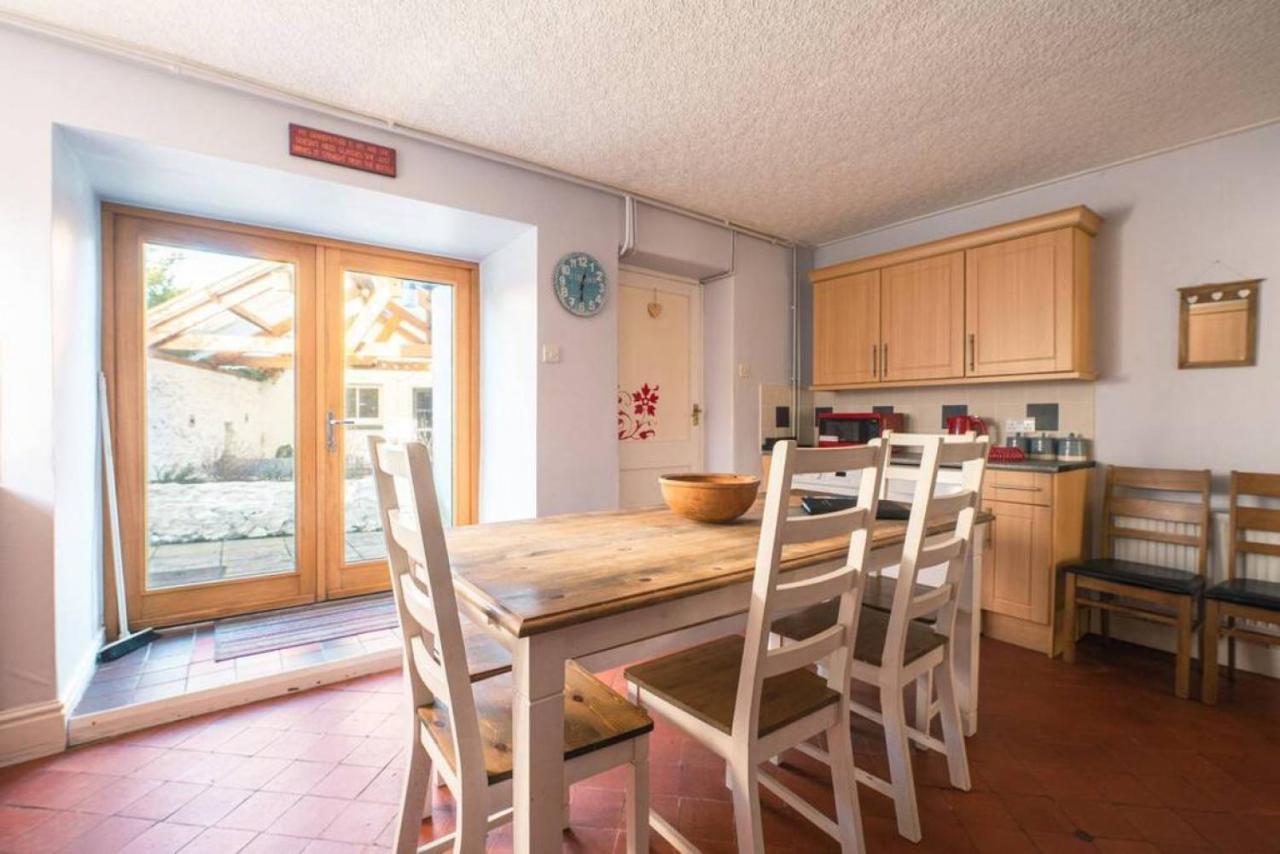 Cosy Welsh Cottage In St Davids Centre With Garden Eksteriør bilde