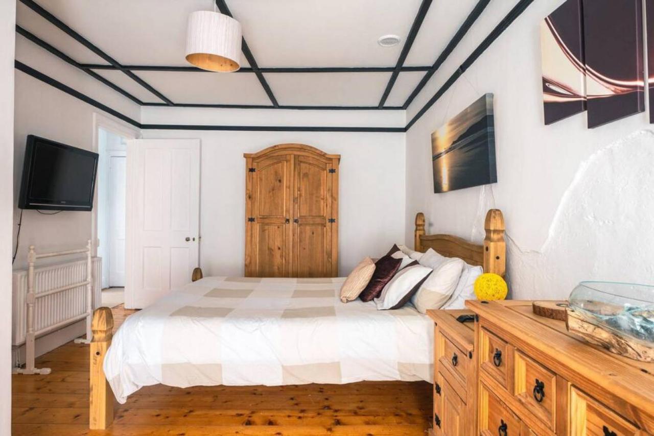 Cosy Welsh Cottage In St Davids Centre With Garden Eksteriør bilde
